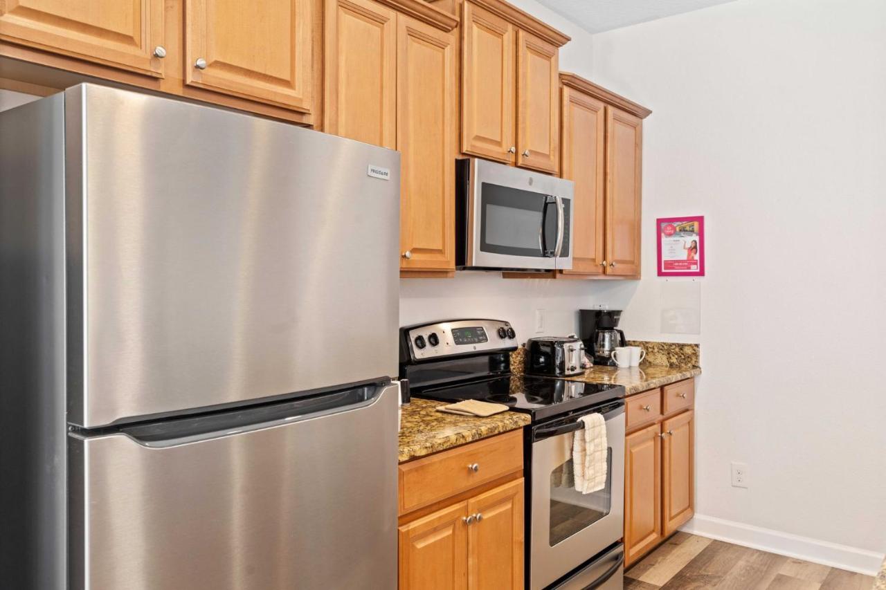 8960 Cat Palm Road Holiday home