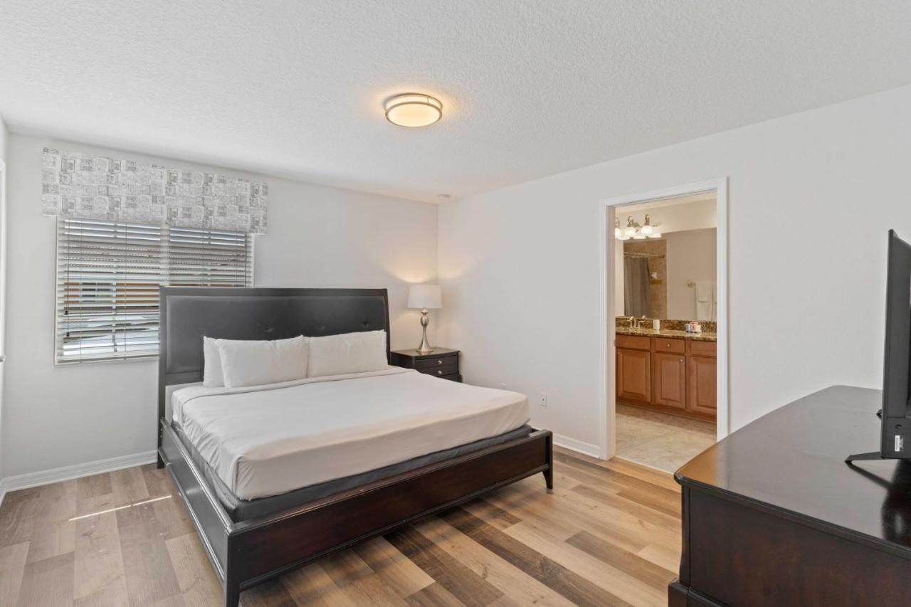 8960 Cat Palm Road * Kissimmee